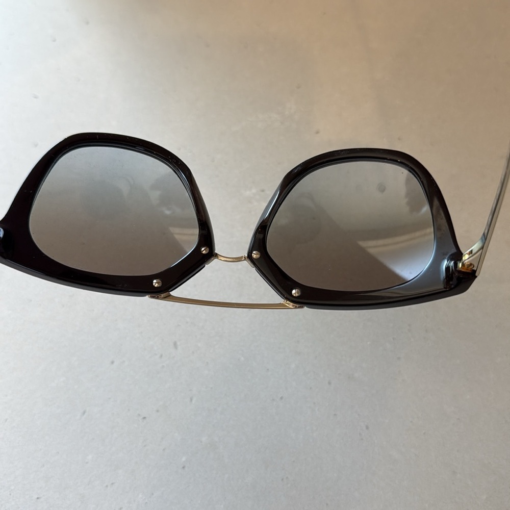 Prada PR 13QS CATWALK Sunglasses! - Picture 7 of 11